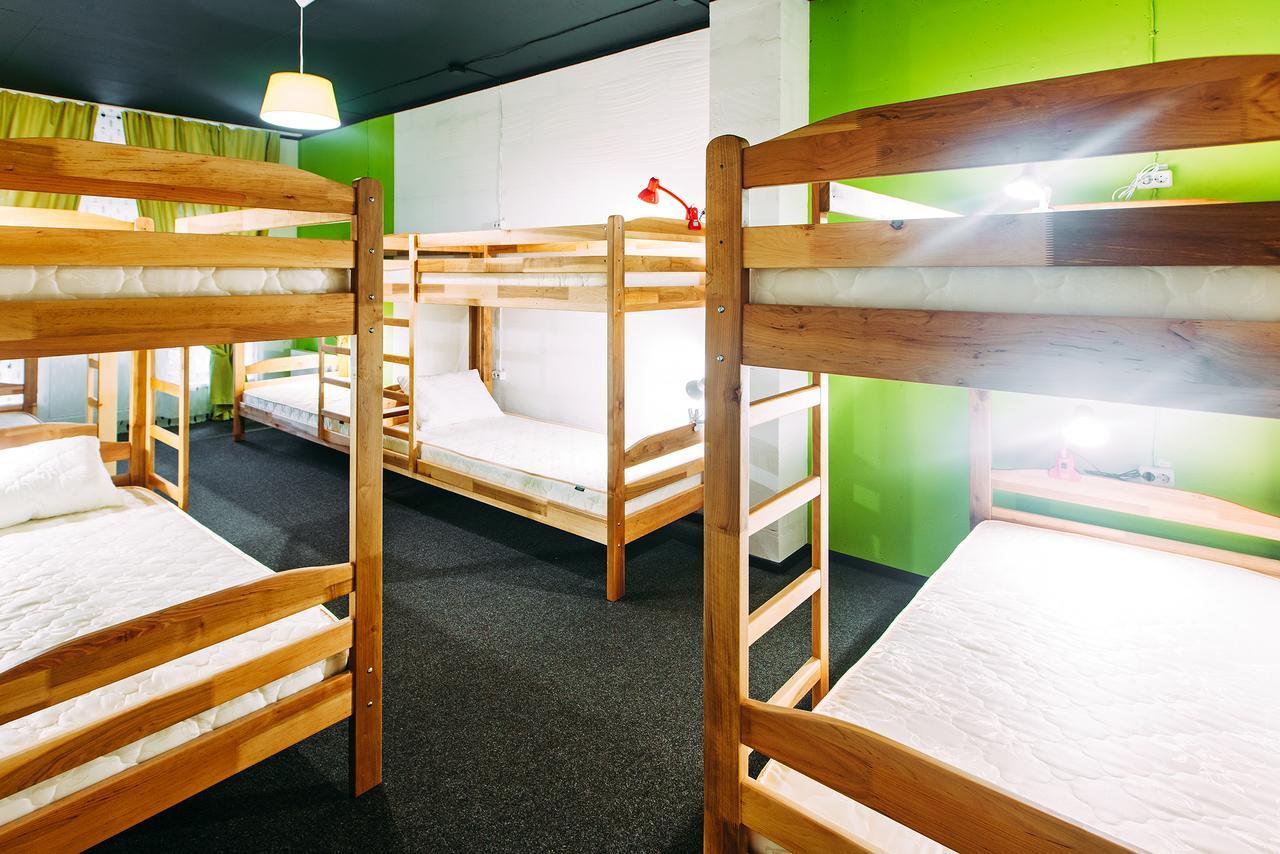 Happy Hostel Kiev Buitenkant foto