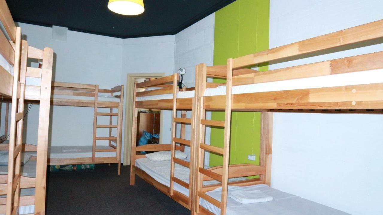 Happy Hostel Kiev Buitenkant foto