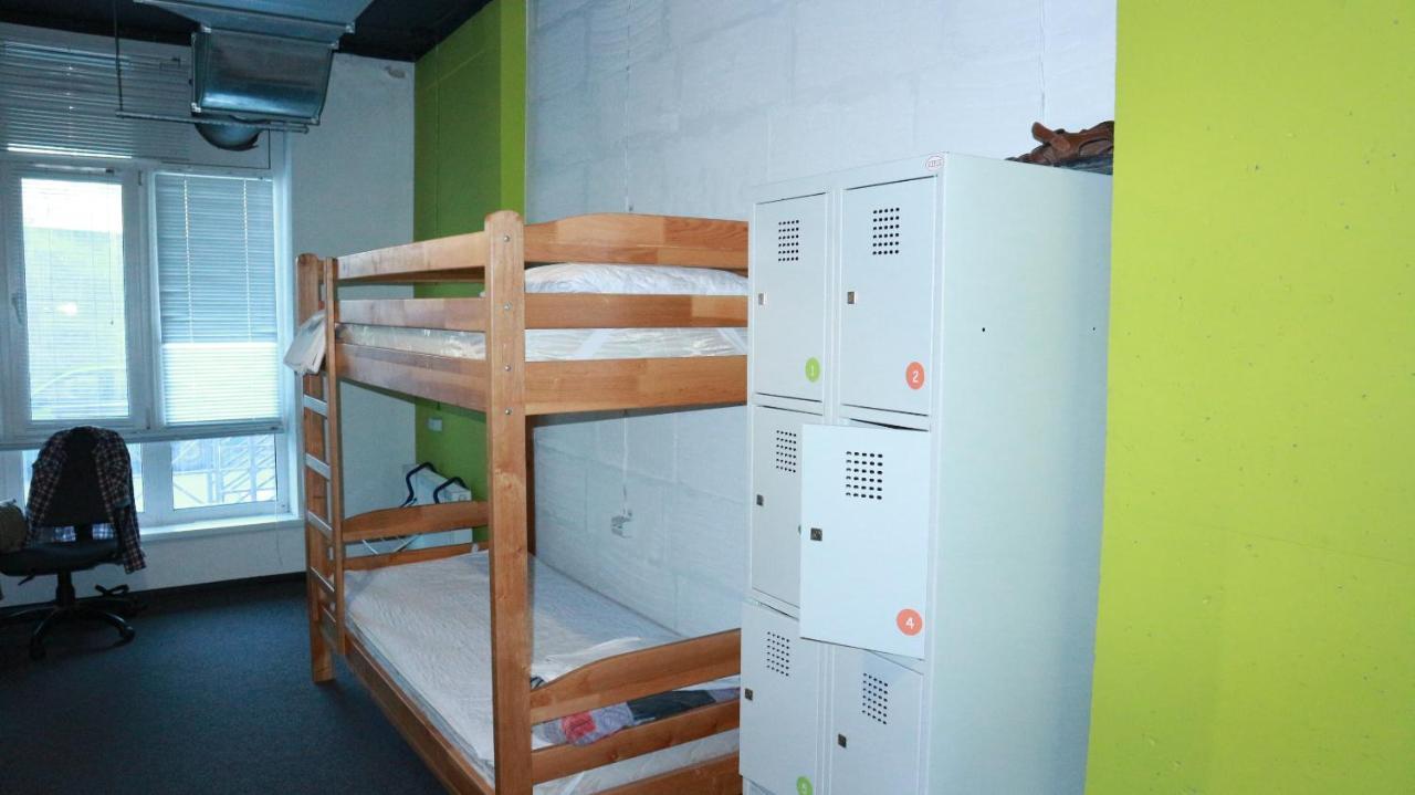 Happy Hostel Kiev Buitenkant foto